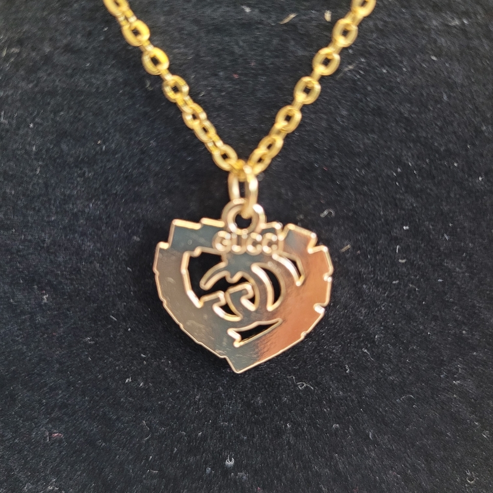 Costume Gucci Zip Pull Gold Tone Heart Pendant Necklace - Picture 4 of 4